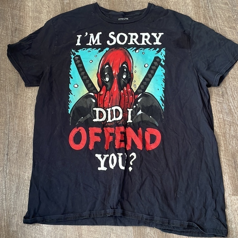Extra large marvel Deadpool black short sleeve shirt